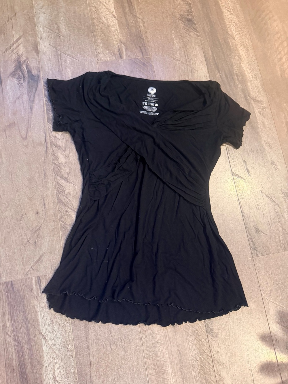 Kindred Bravely Black Short-Sleeve Maternity & Nursing Top